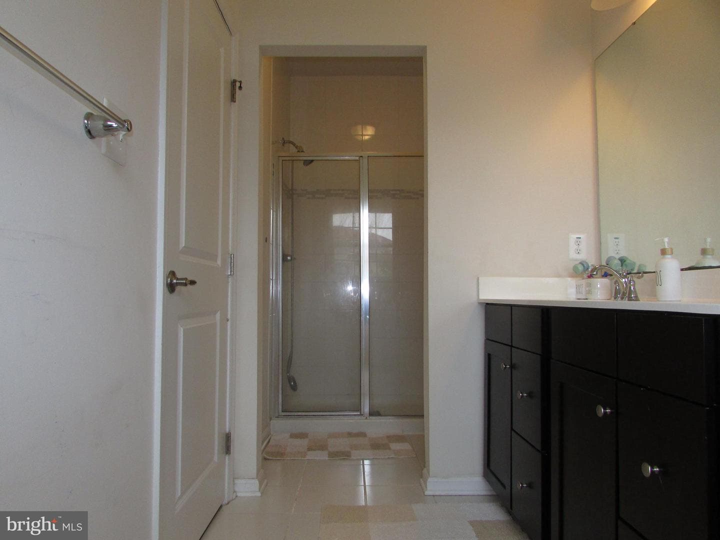 7906 Erinvale Lane photo 9