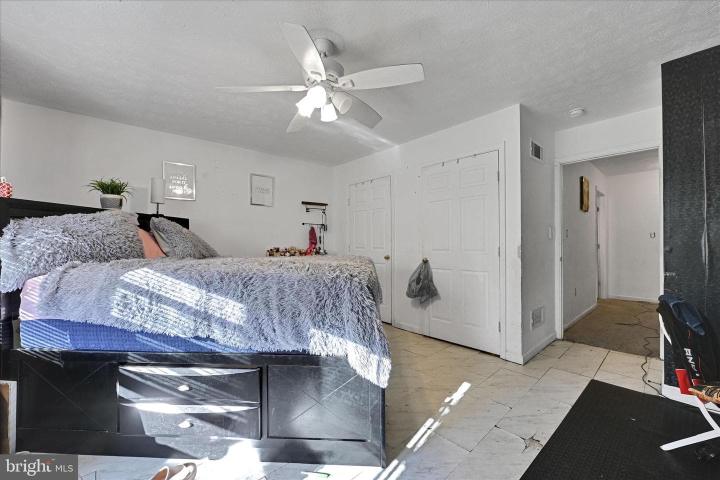321 E Poplar Street photo 15