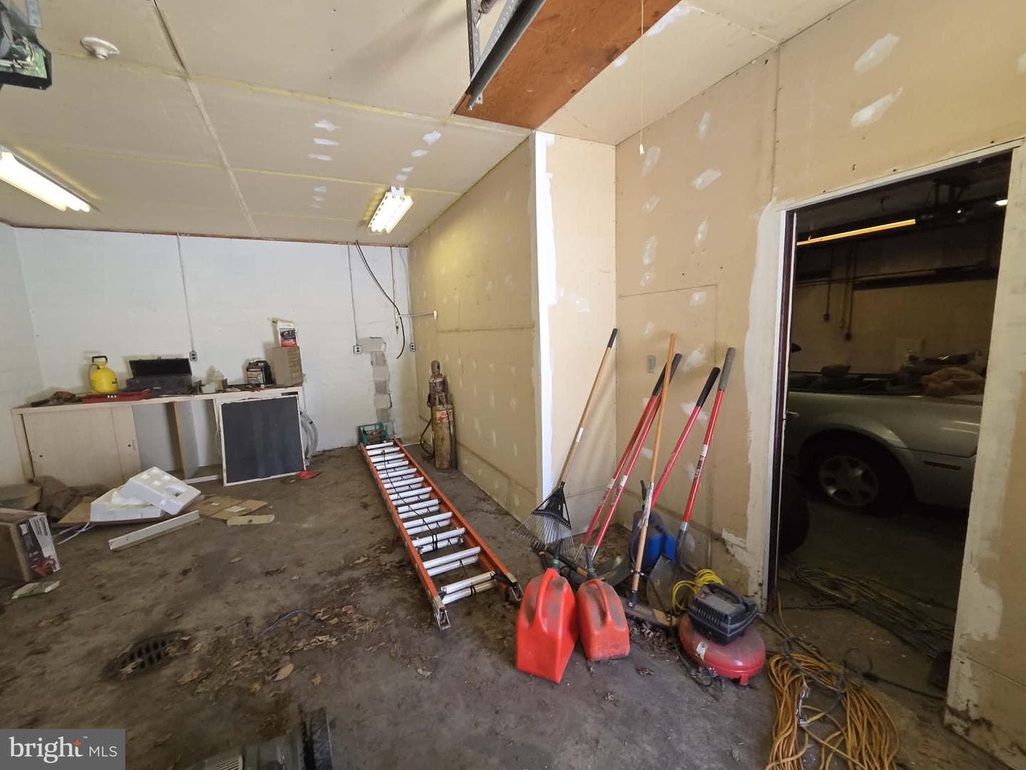 5110 N George Street Extension photo 52