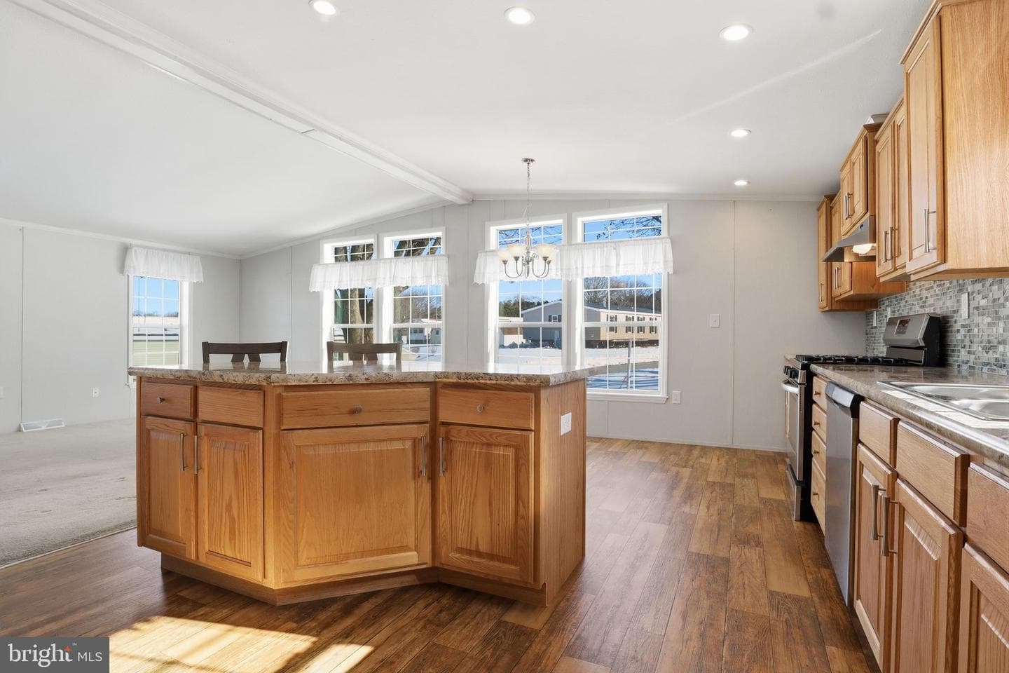 301 Robin Drive photo 11