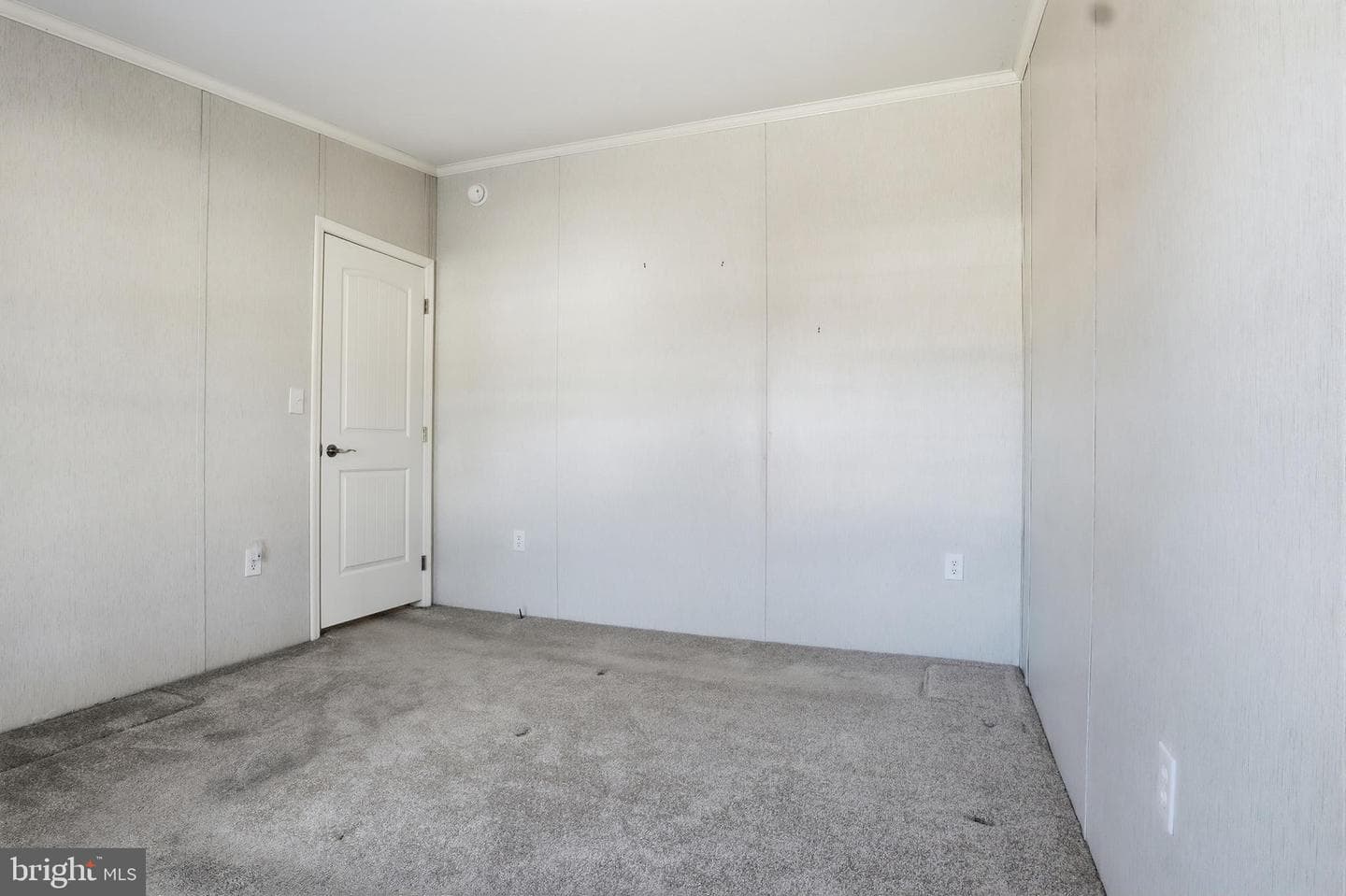 301 Robin Drive photo 17