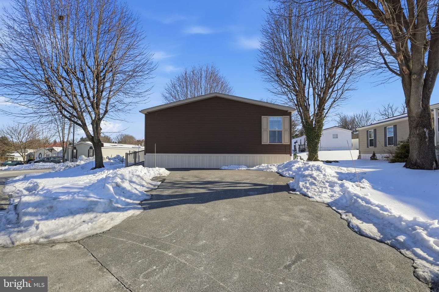 301 Robin Drive photo 28