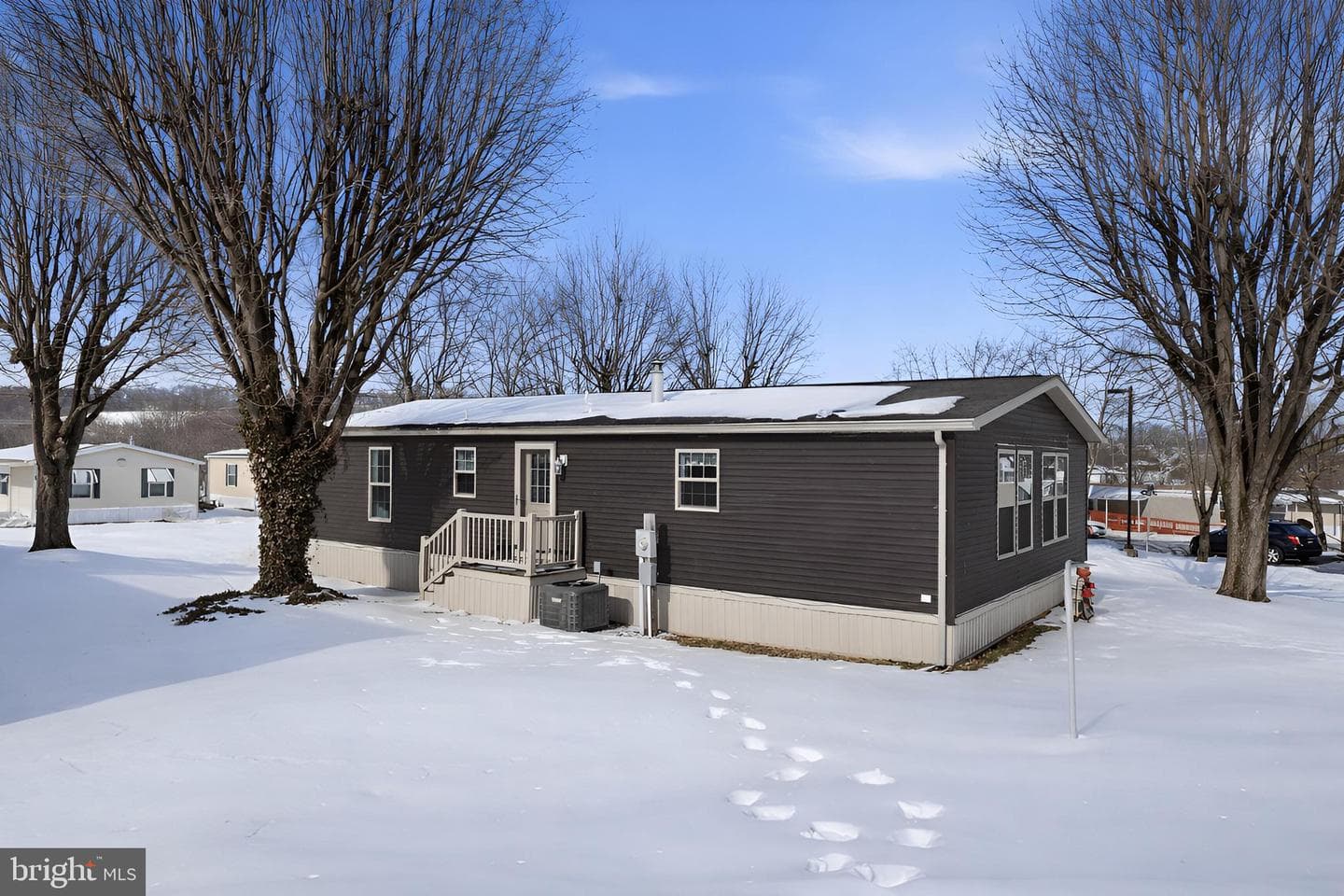 301 Robin Drive photo 31