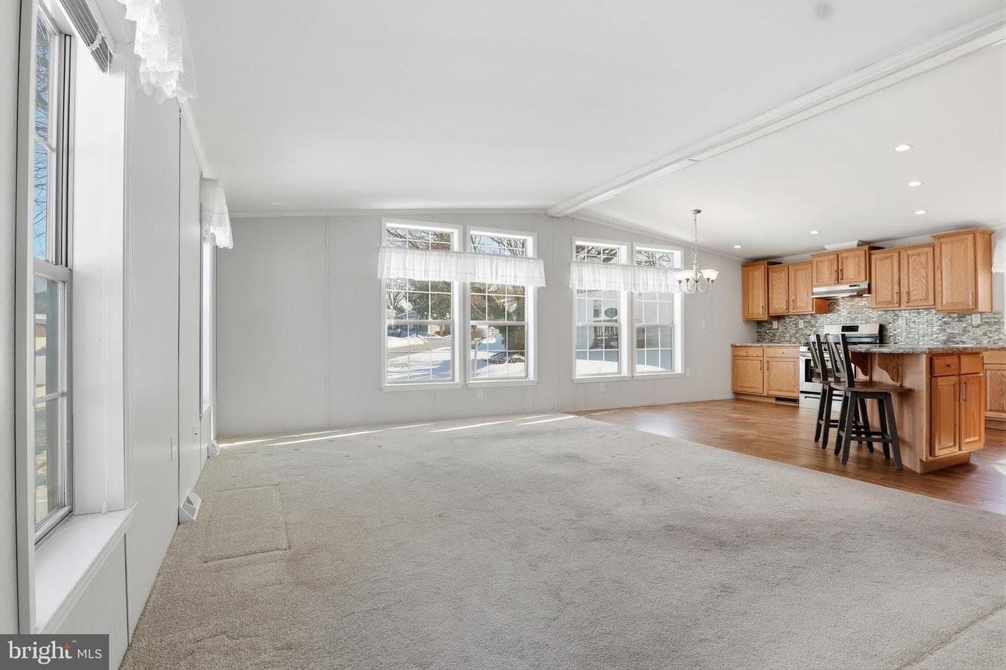 301 Robin Drive photo 4