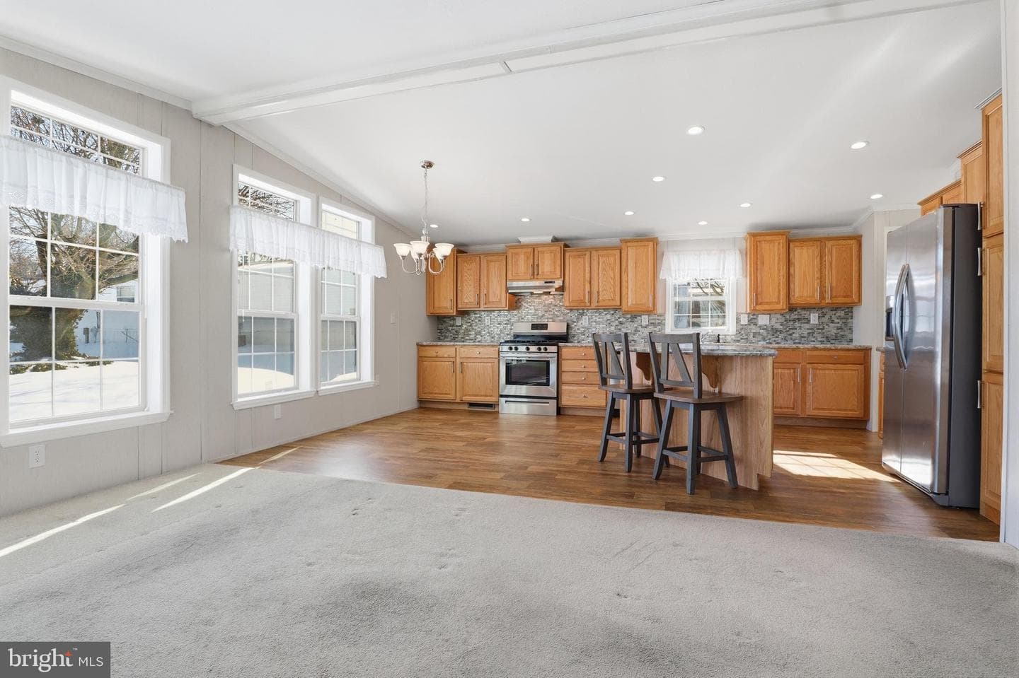 301 Robin Drive photo 6