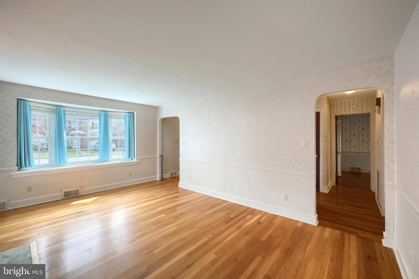 501 Hartman Avenue photo 16