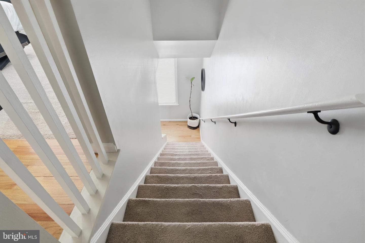 2280 North Point photo 21