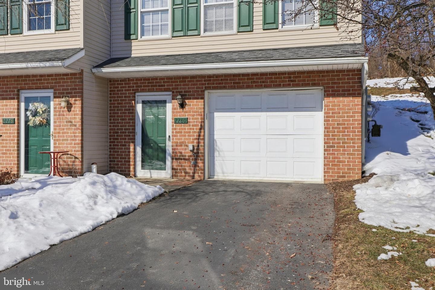 2280 North Point photo 24