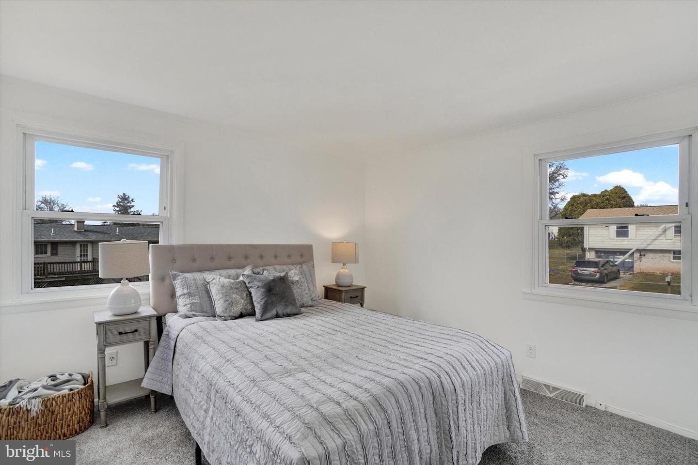 109 Maplewood Drive photo 10