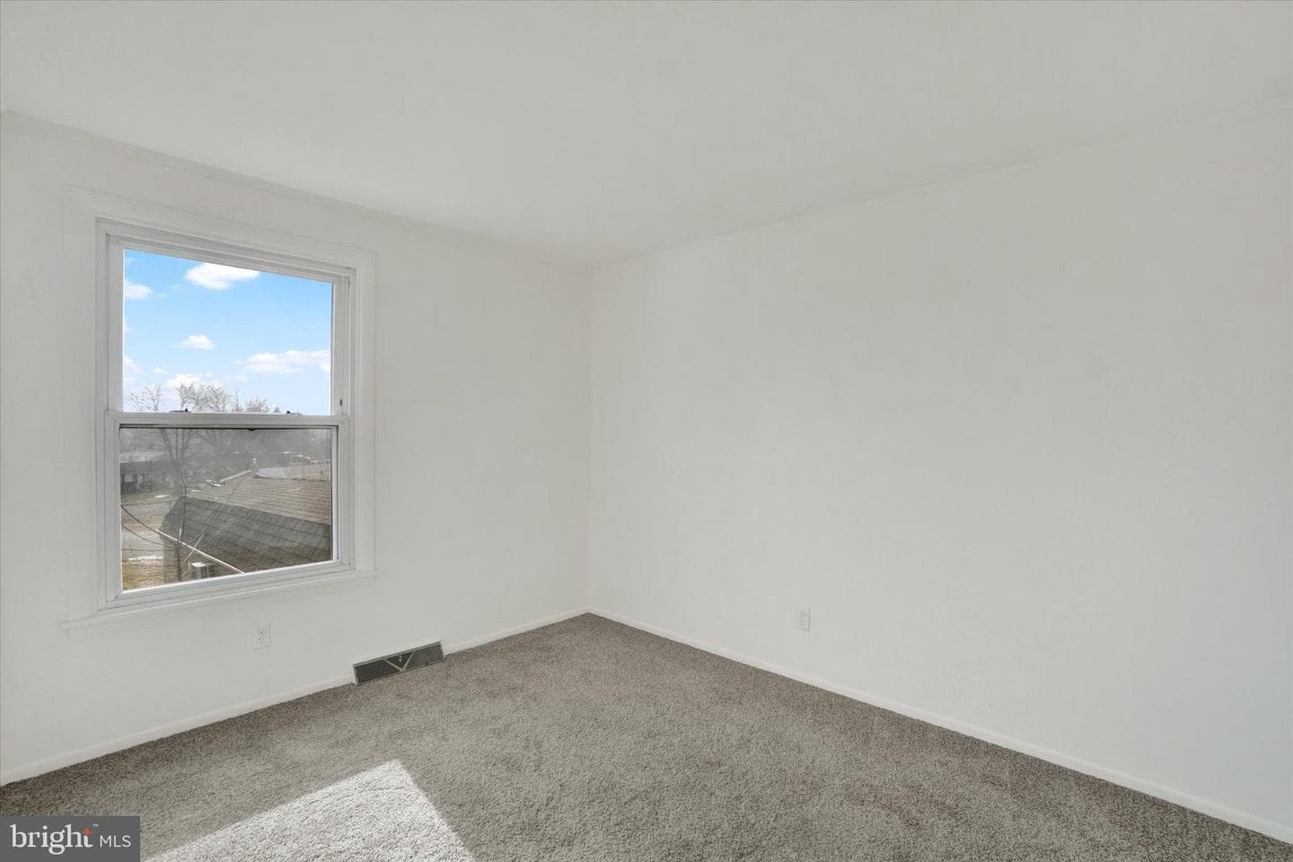 109 Maplewood Drive photo 14