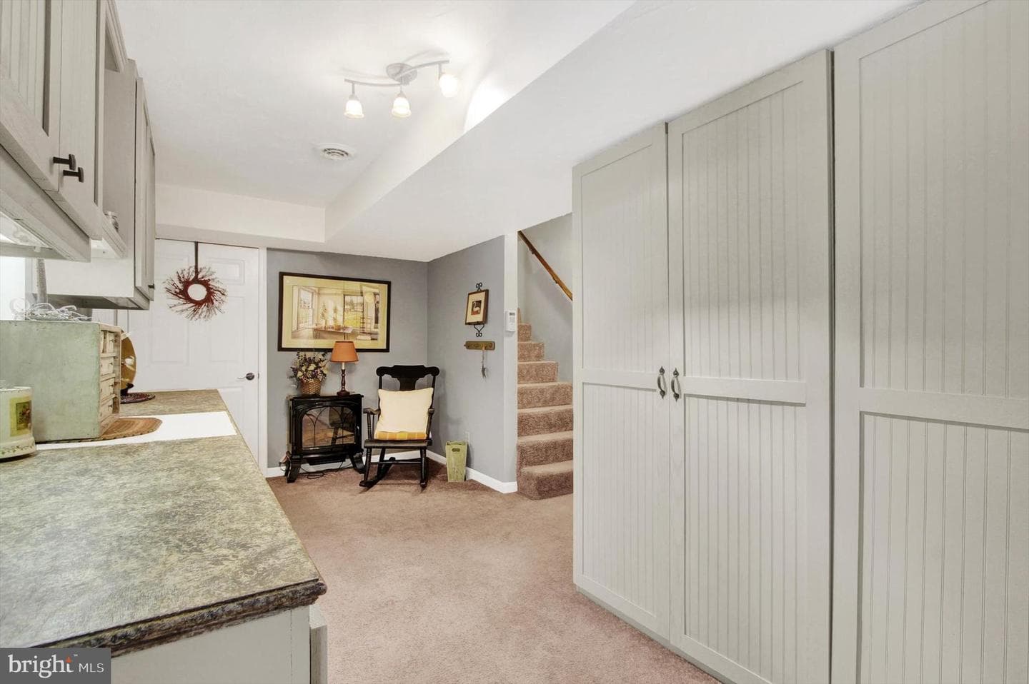 245 Kennedy Court photo 34