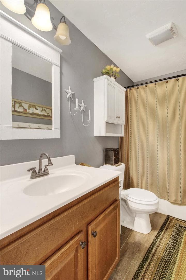 245 Kennedy Court photo 39