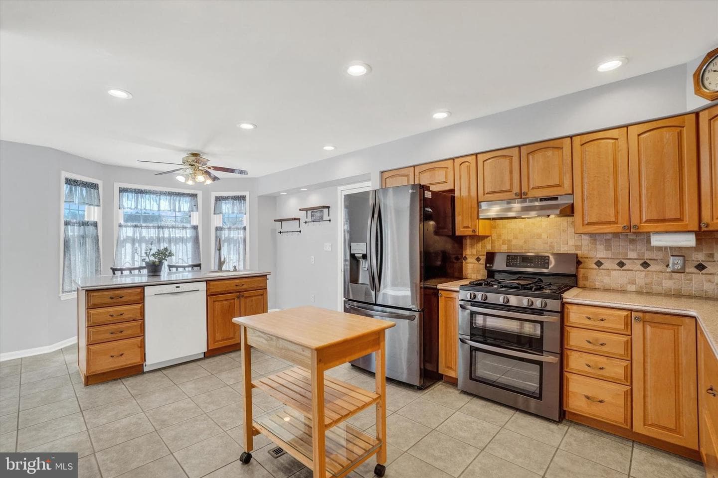 480 Hollow Road photo 16