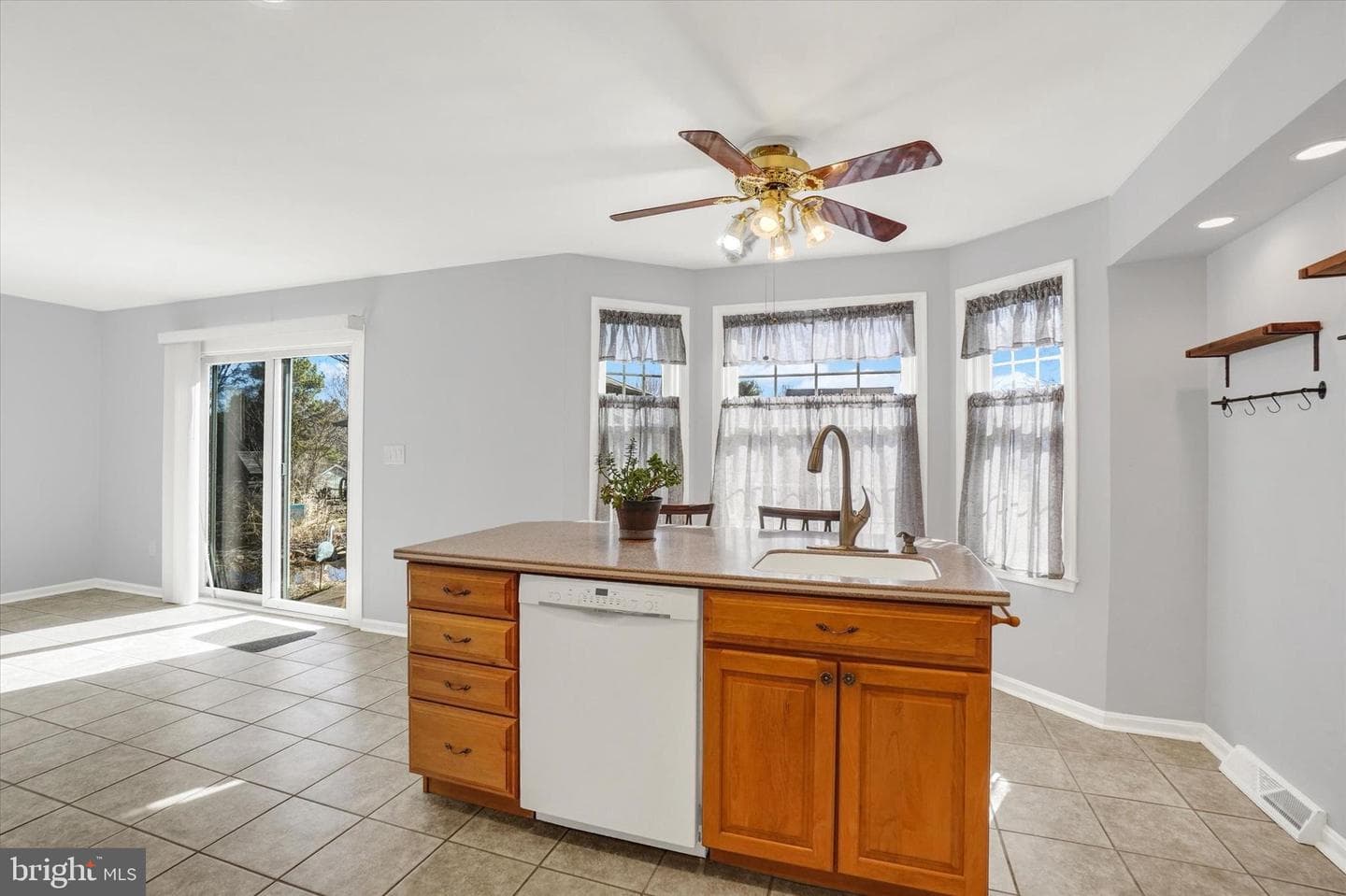480 Hollow Road photo 17