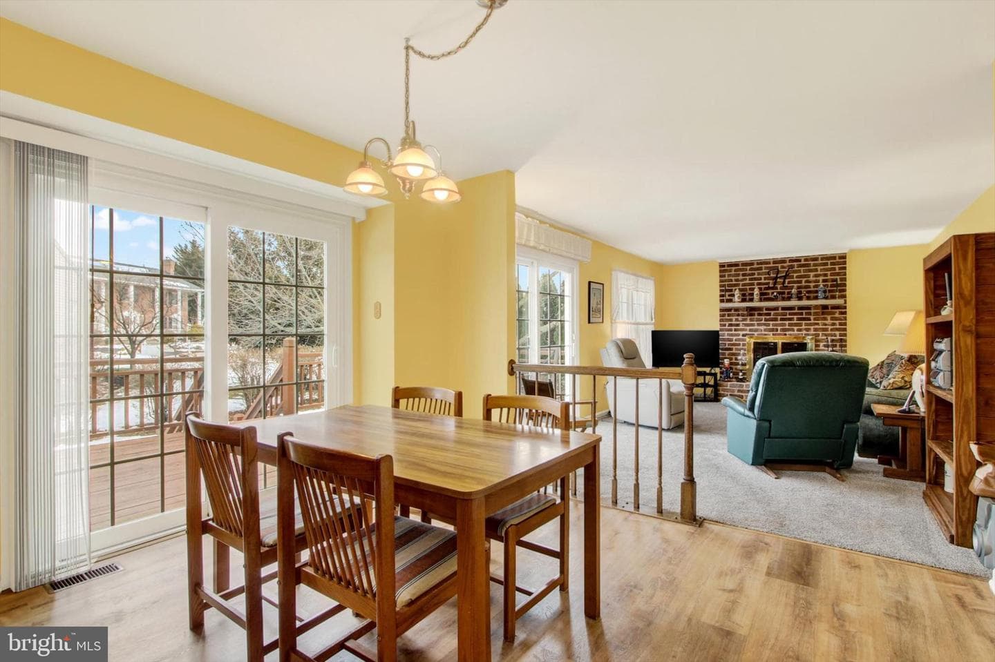 344 Foxleigh Drive photo 10