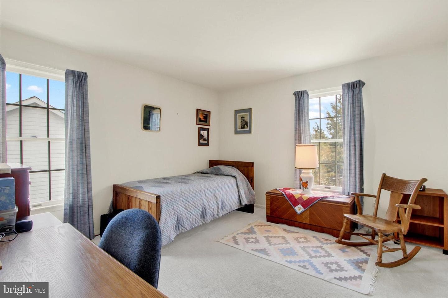 344 Foxleigh Drive photo 16