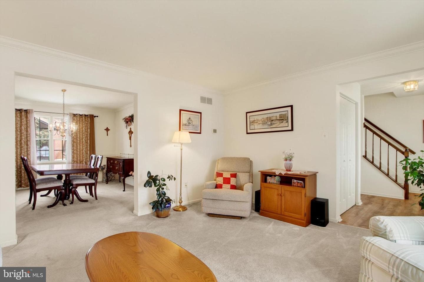 344 Foxleigh Drive photo 5