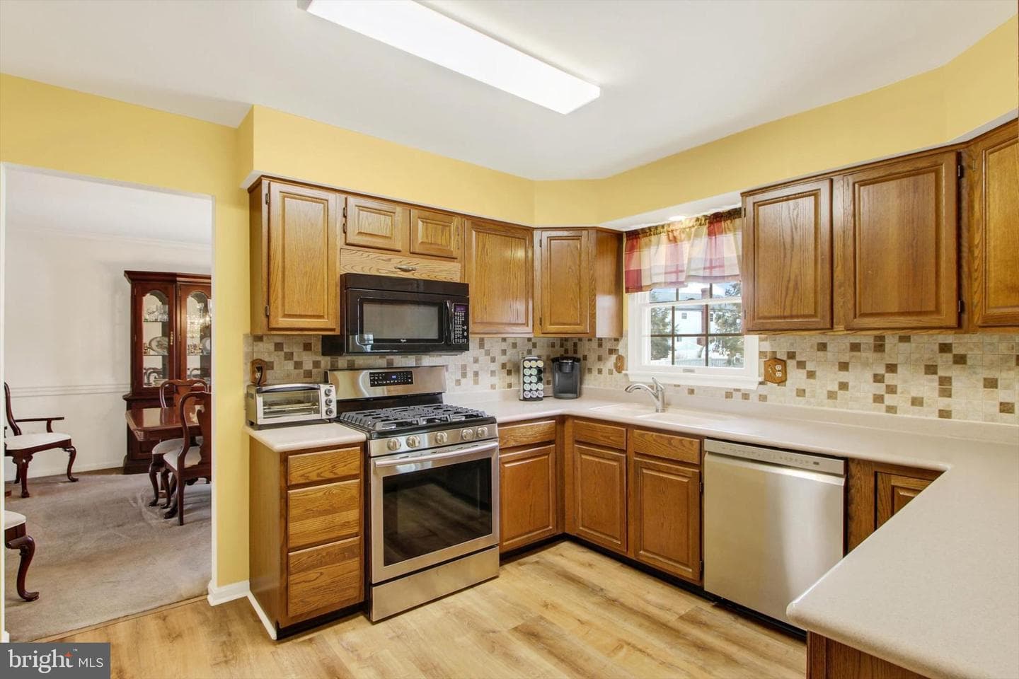 344 Foxleigh Drive photo 9