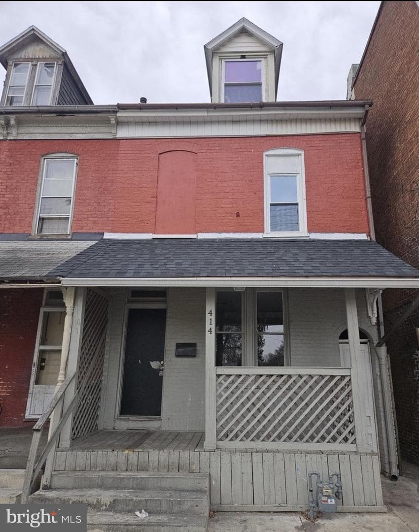 414 S Pershing Ave, York