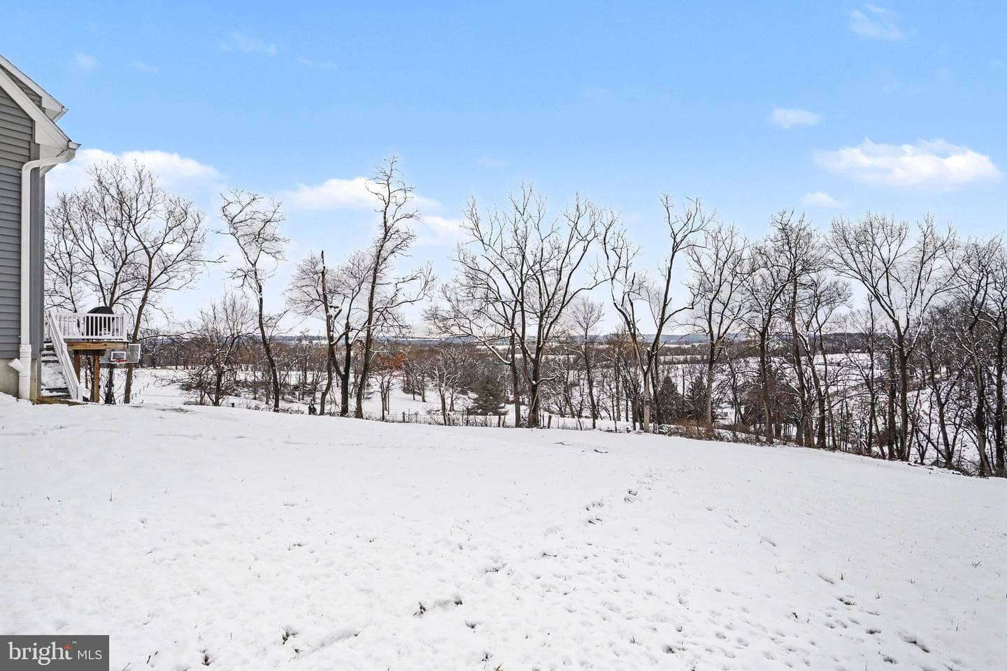 57 Chateau Circle photo 27