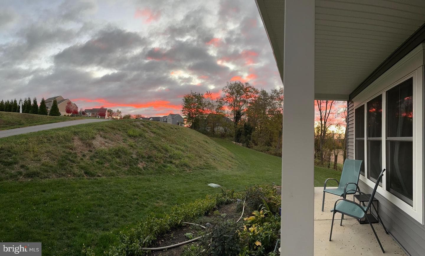57 Chateau Circle photo 37