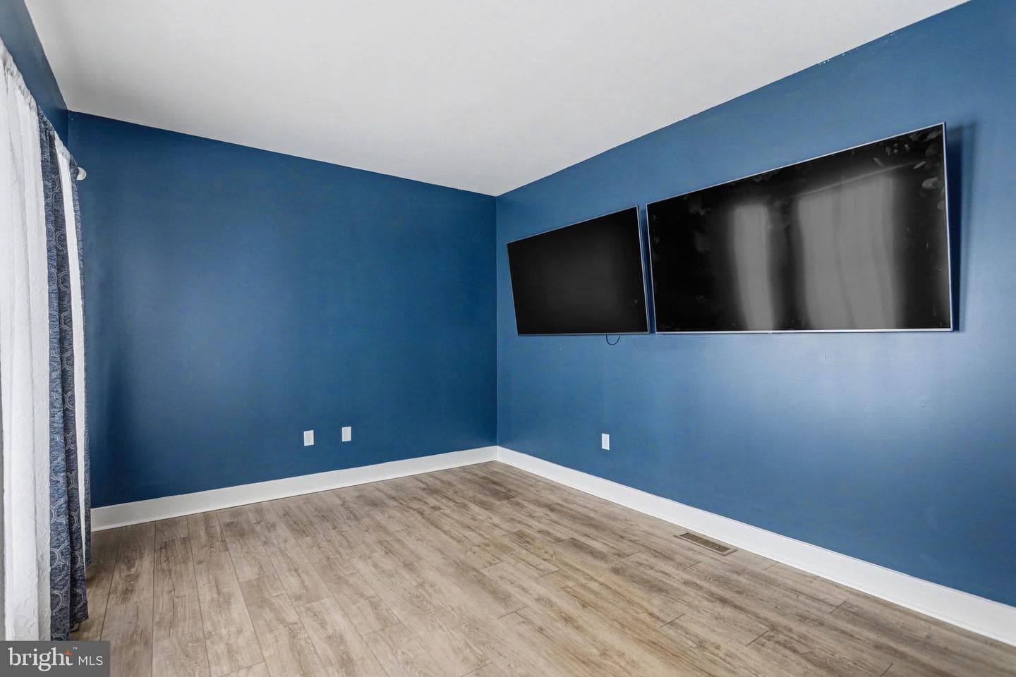 57 Chateau Circle photo 7