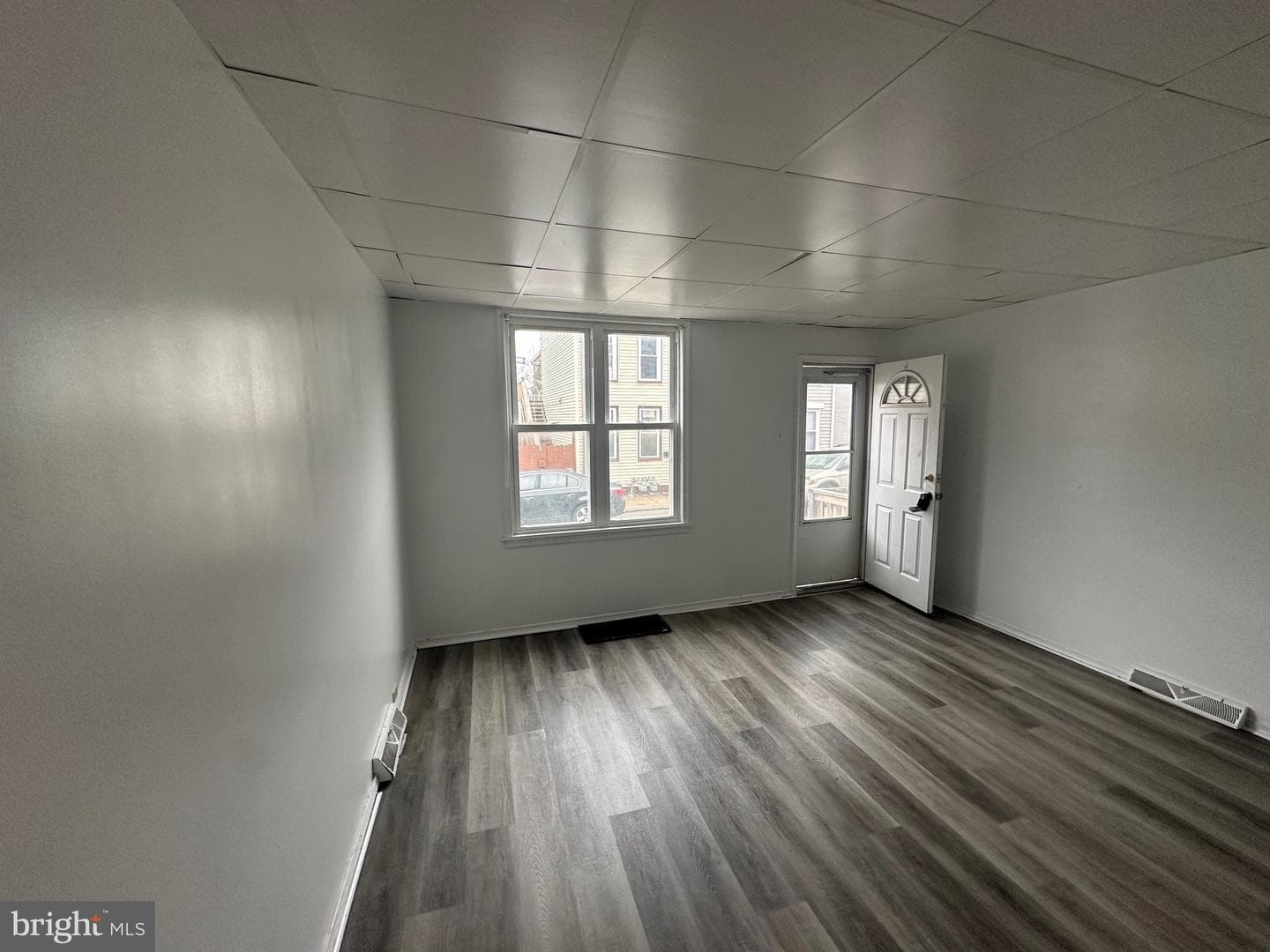 209 Park Pl photo 4