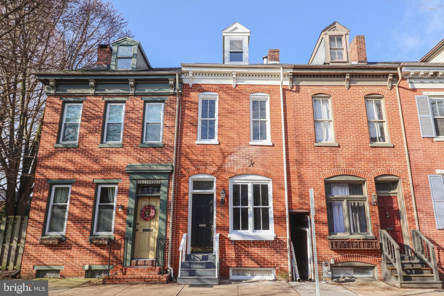 134 S Newberry Street
