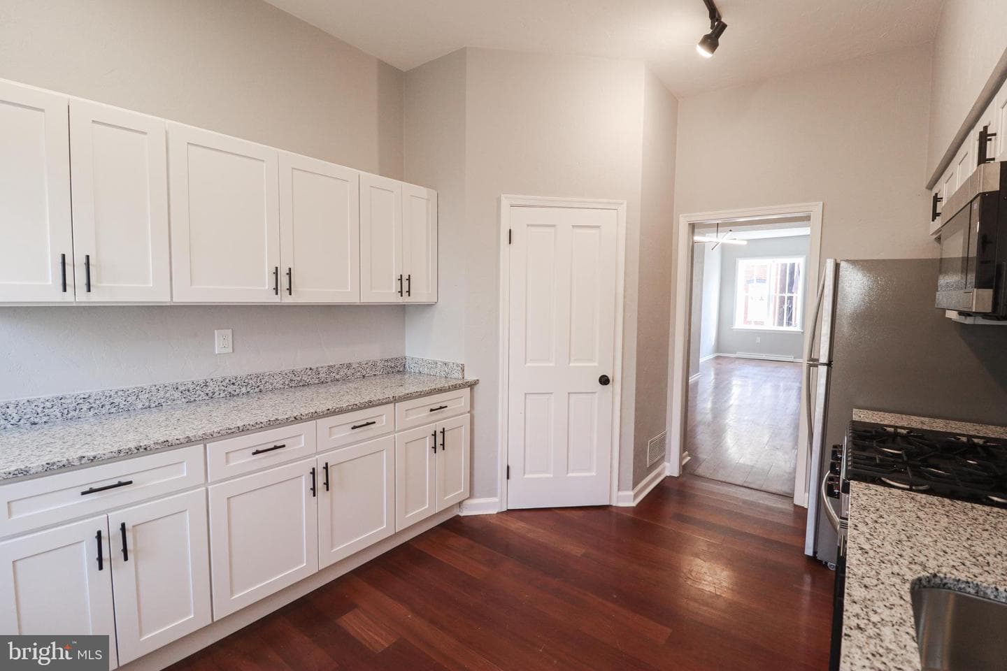 134 S Newberry Street photo 12