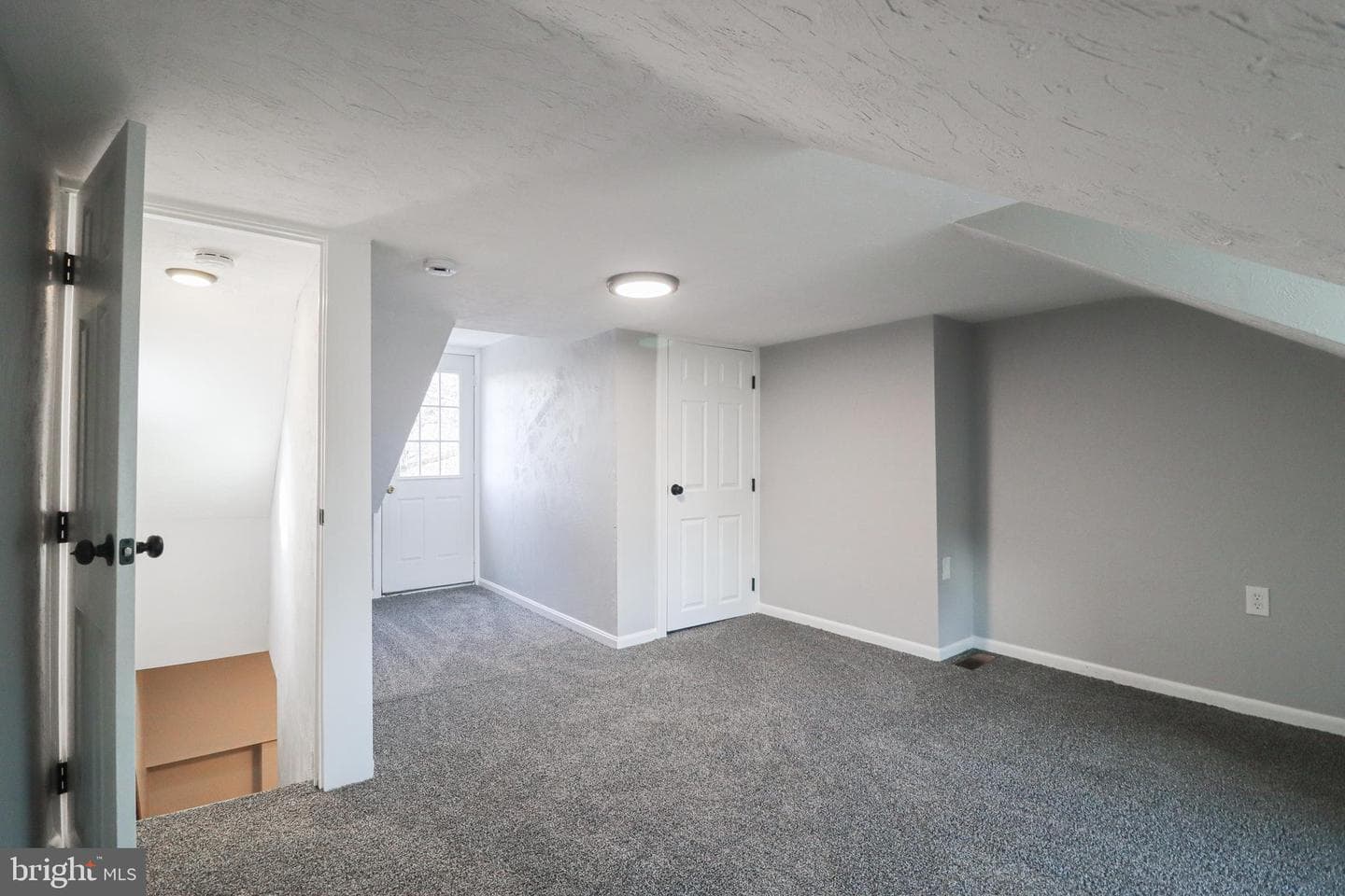 134 S Newberry Street photo 24