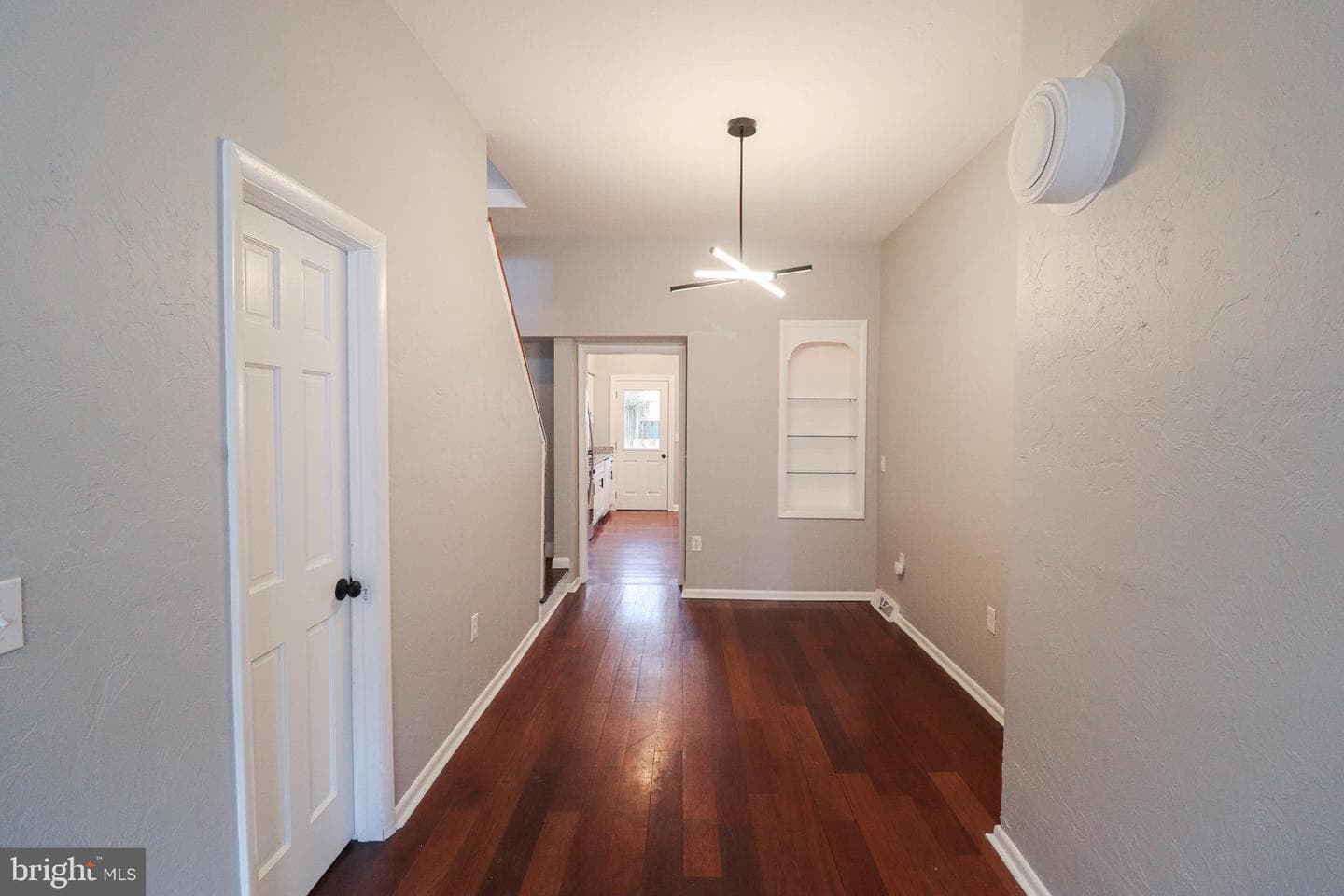 134 S Newberry Street photo 7