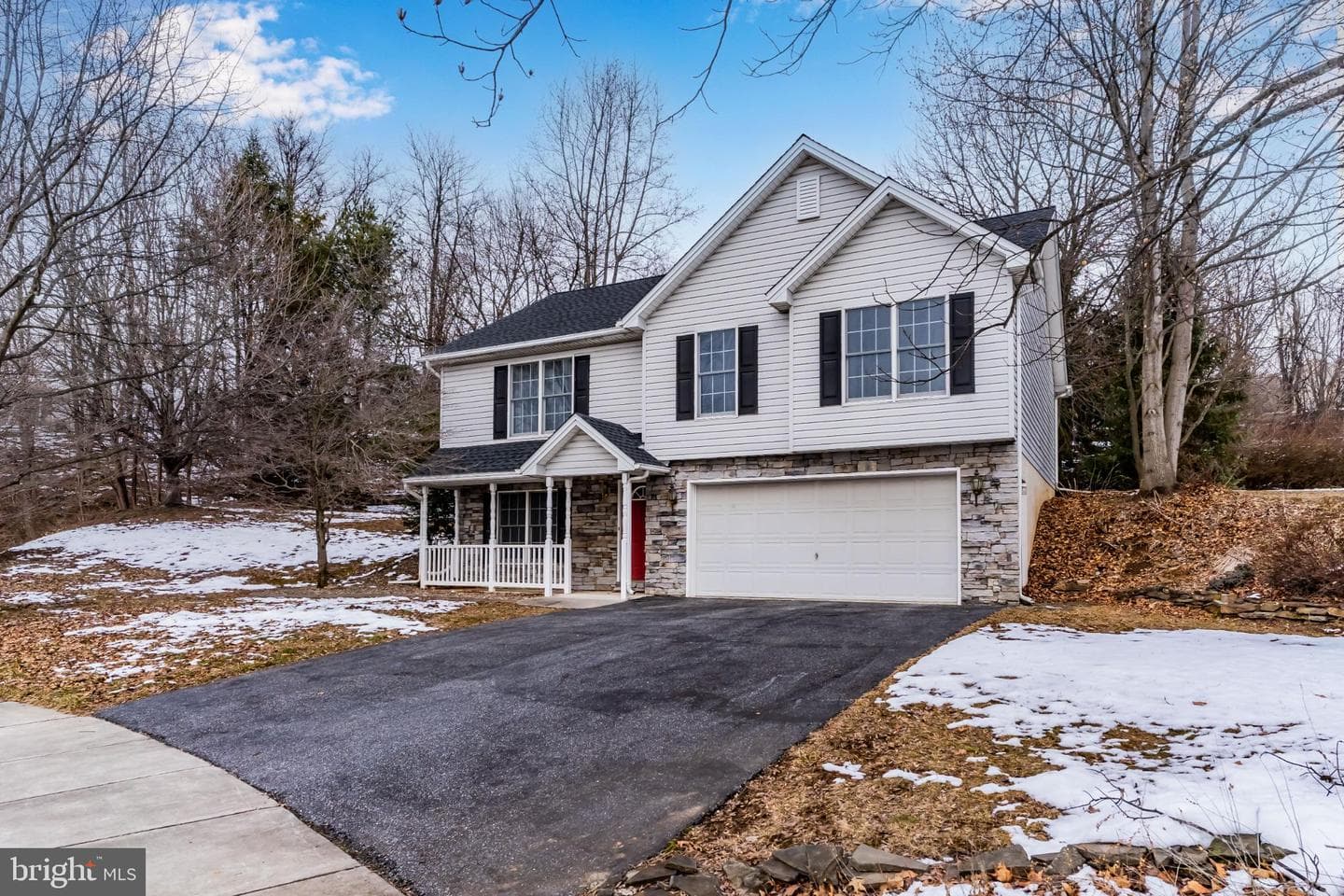 404 Valley View Circle photo 3