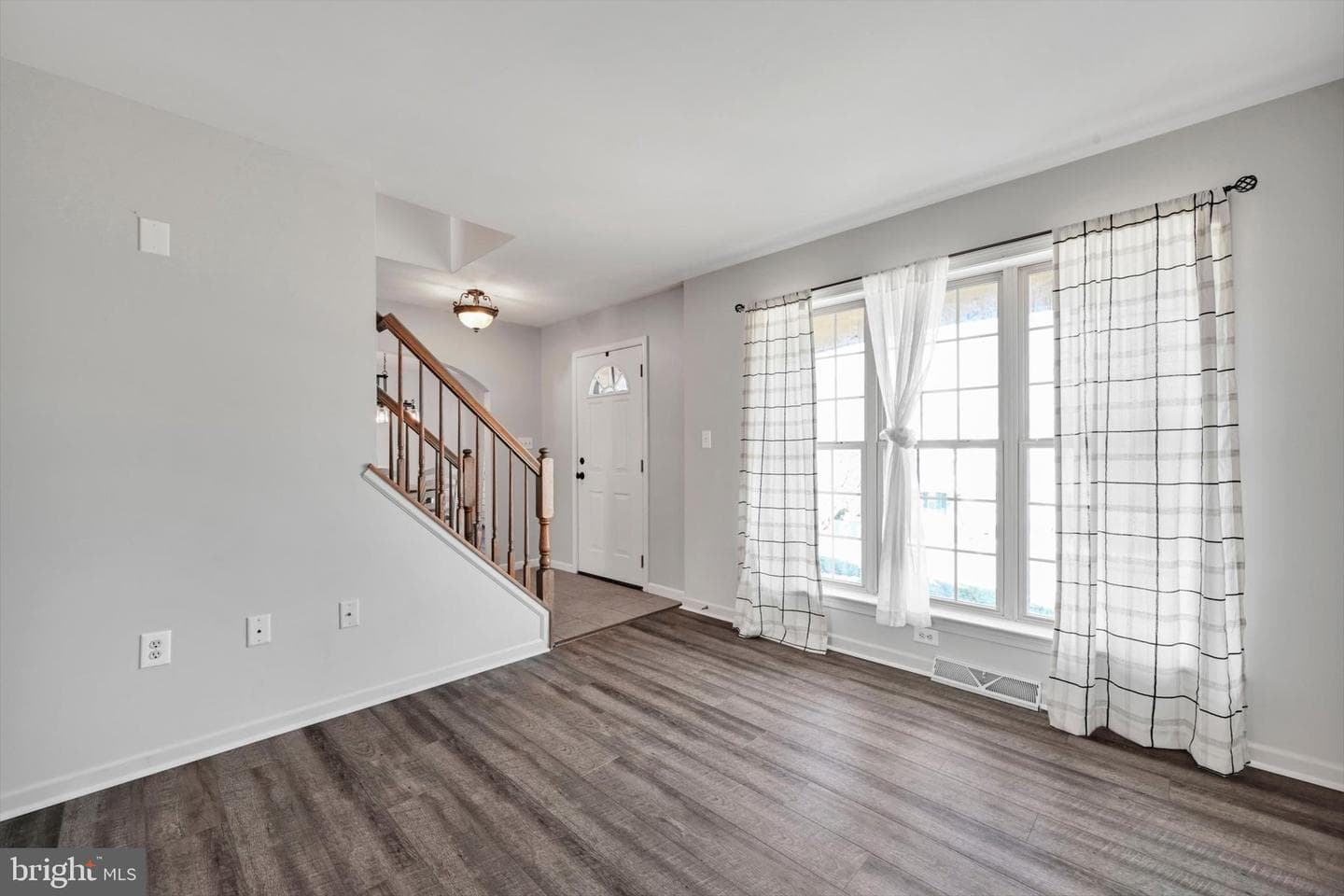 24 Rockdale Drive photo 9