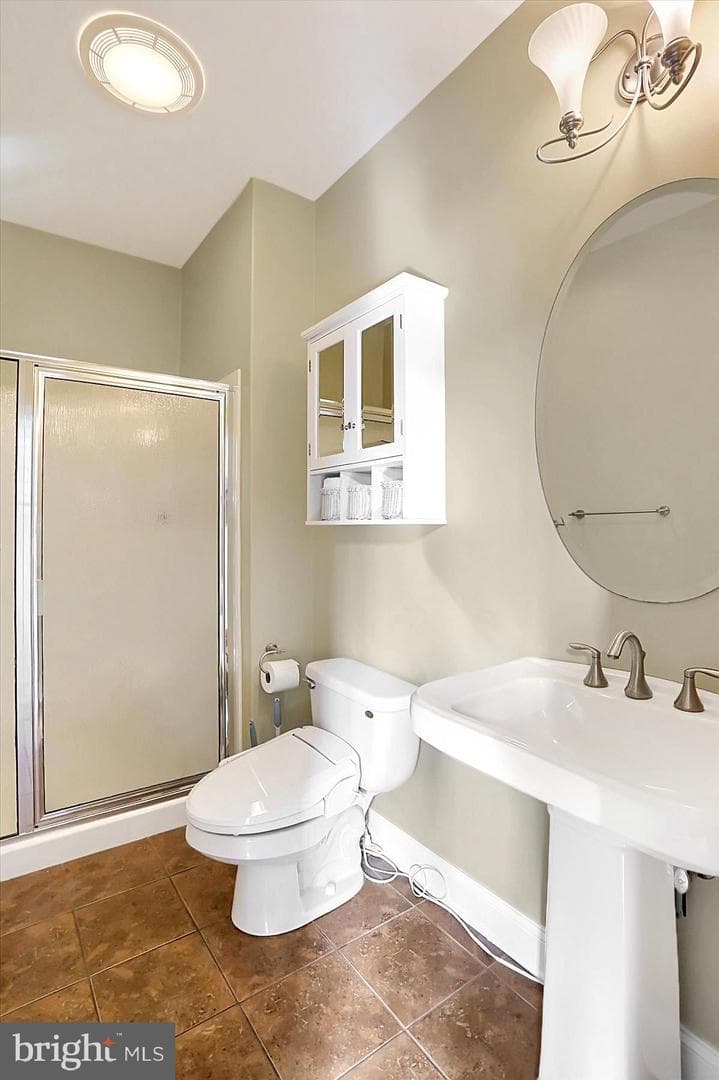 1563 Winsford Lane photo 27