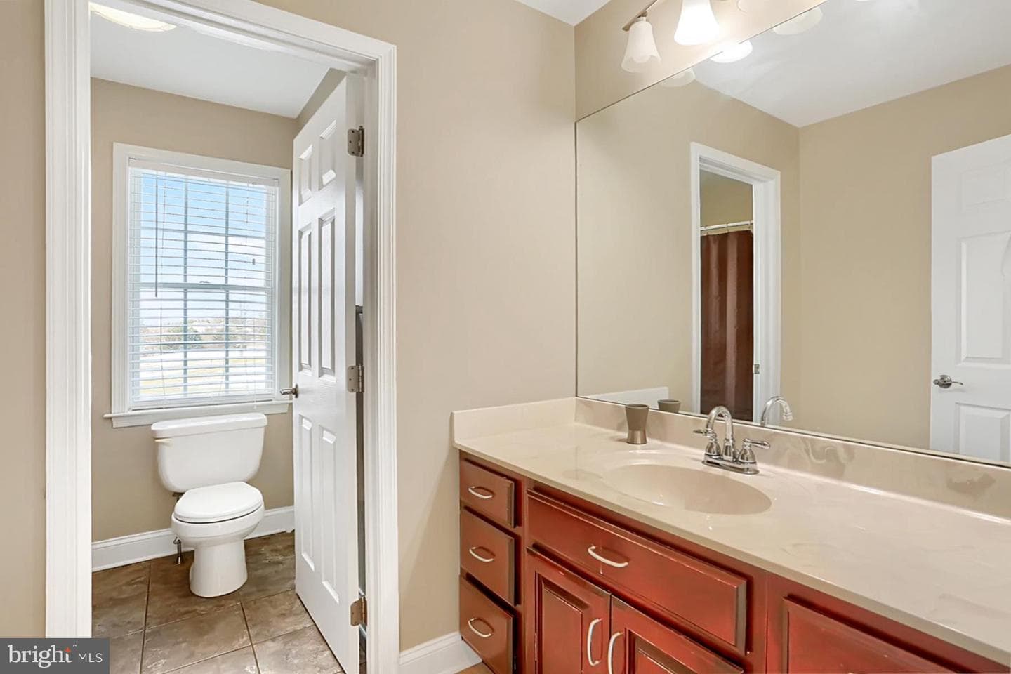 1563 Winsford Lane photo 34