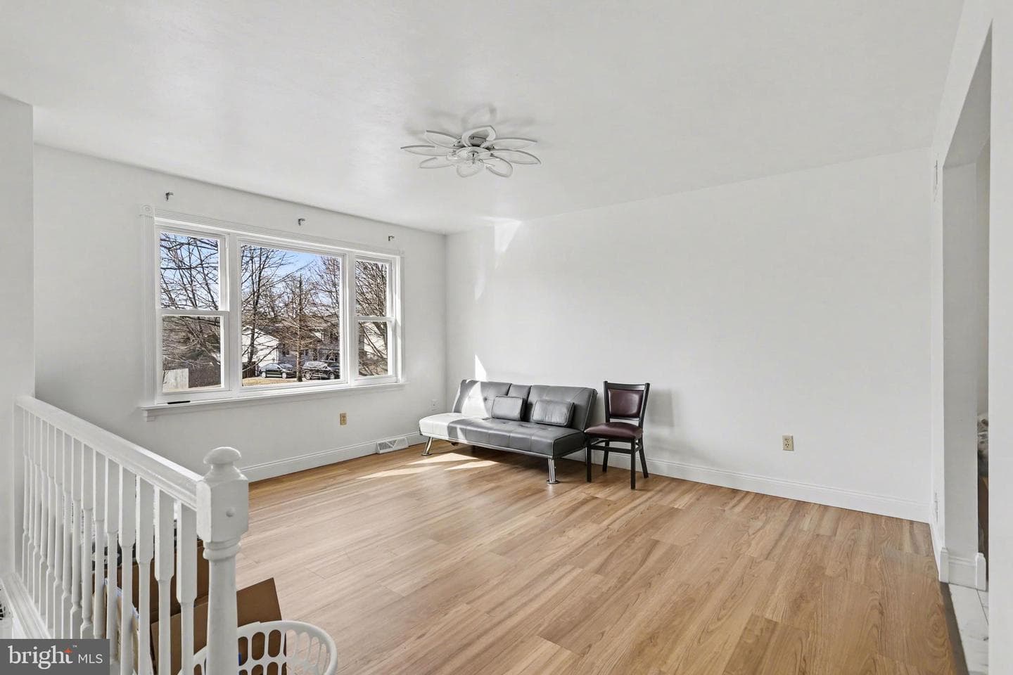 48 Colonial Drive photo 6