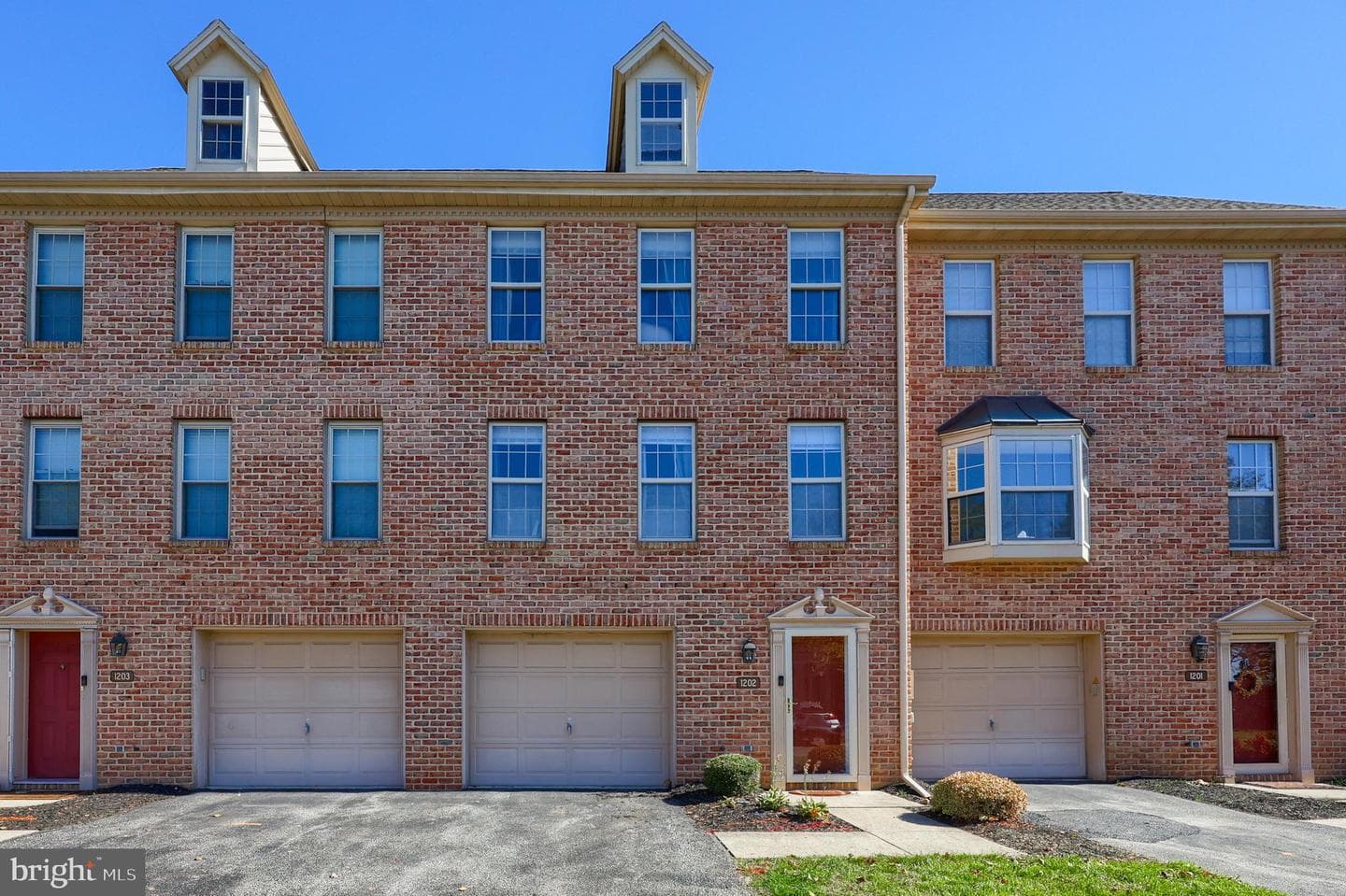 1202 Skyview Drive #1202