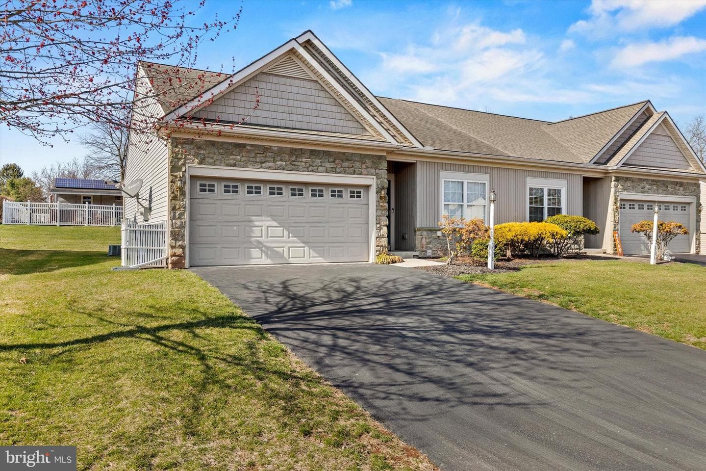 3598 Kortni Drive photo 2