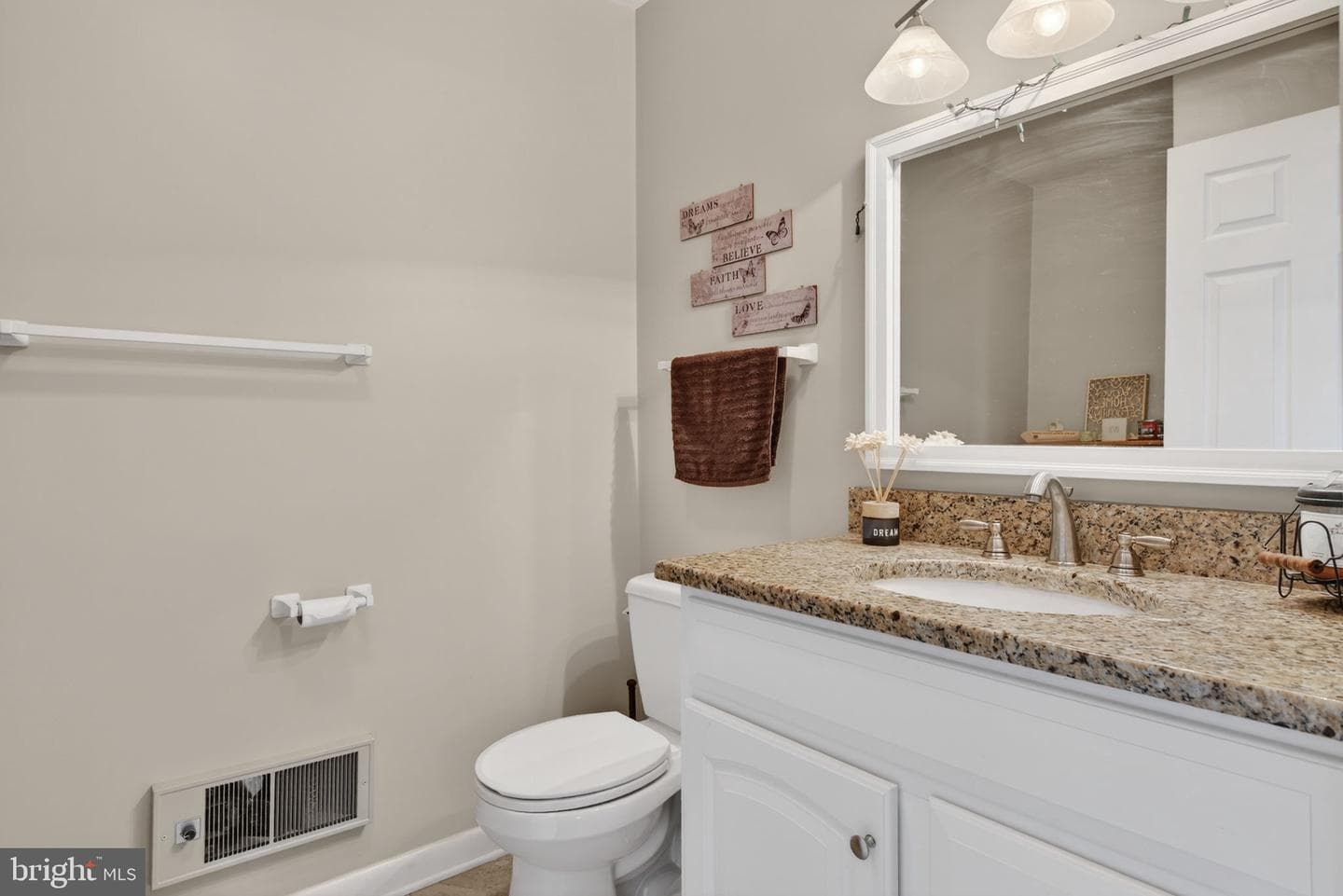 150 Yoe Drive photo 18