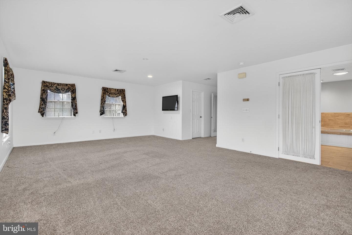 150 Yoe Drive photo 31