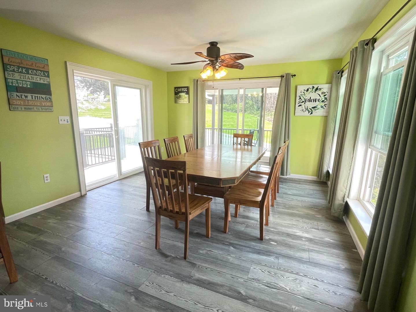 190 Biglar Court photo 18