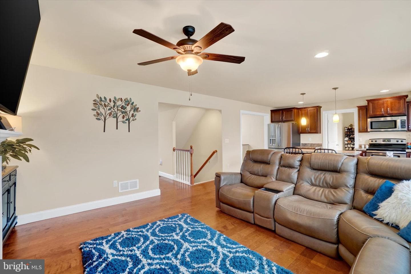 255 Andrew Drive photo 10