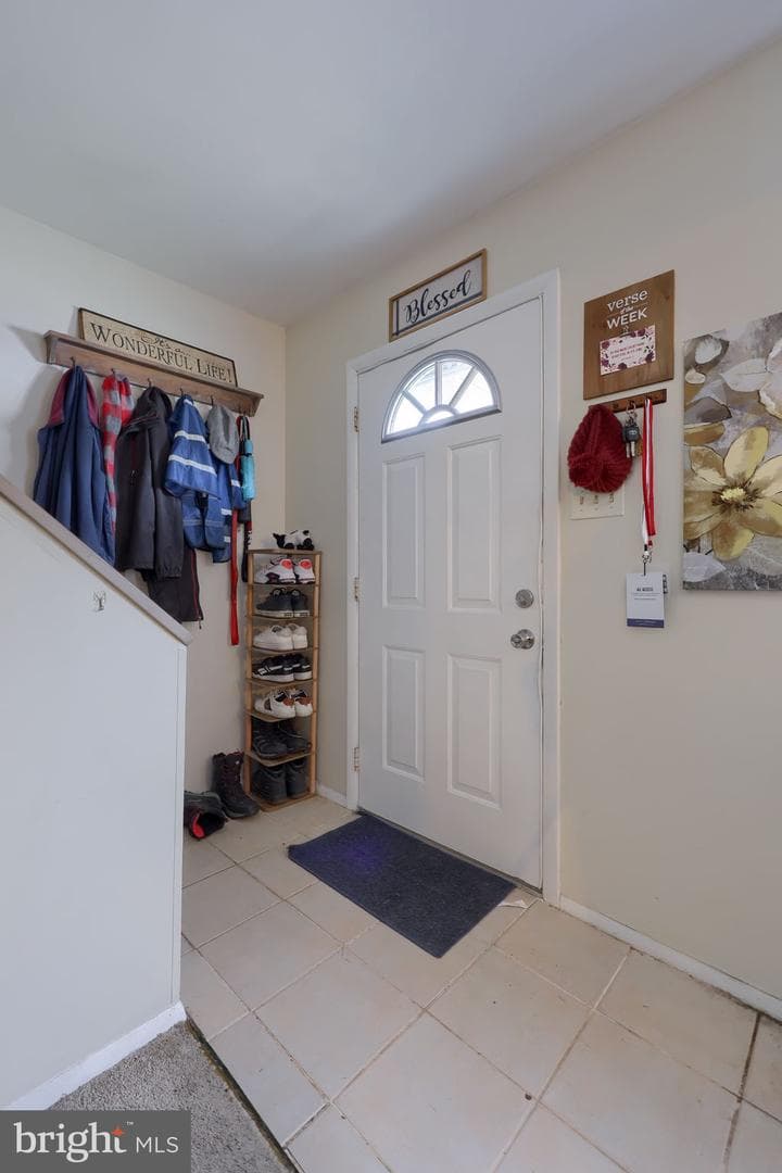338 Juniper Drive photo 5