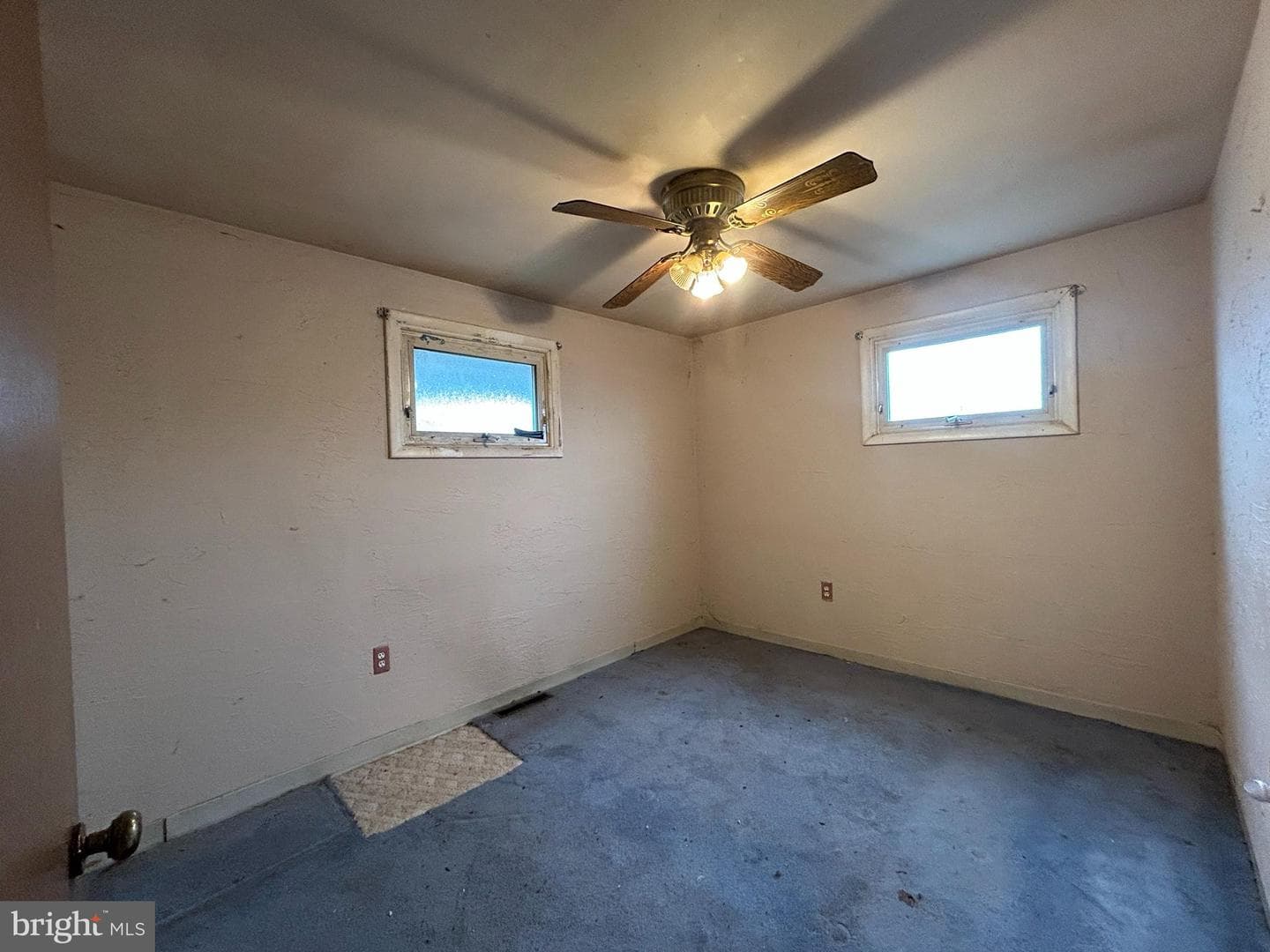 3140 Lark Drive photo 6