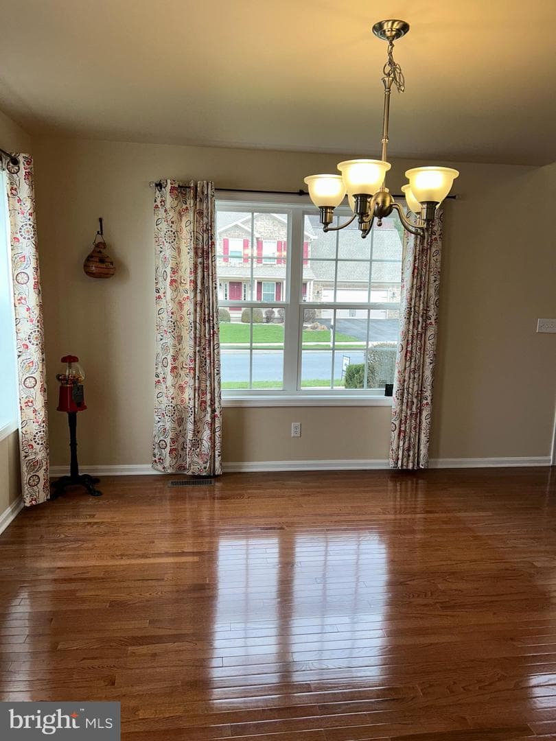 322 Woodbridge Drive photo 8