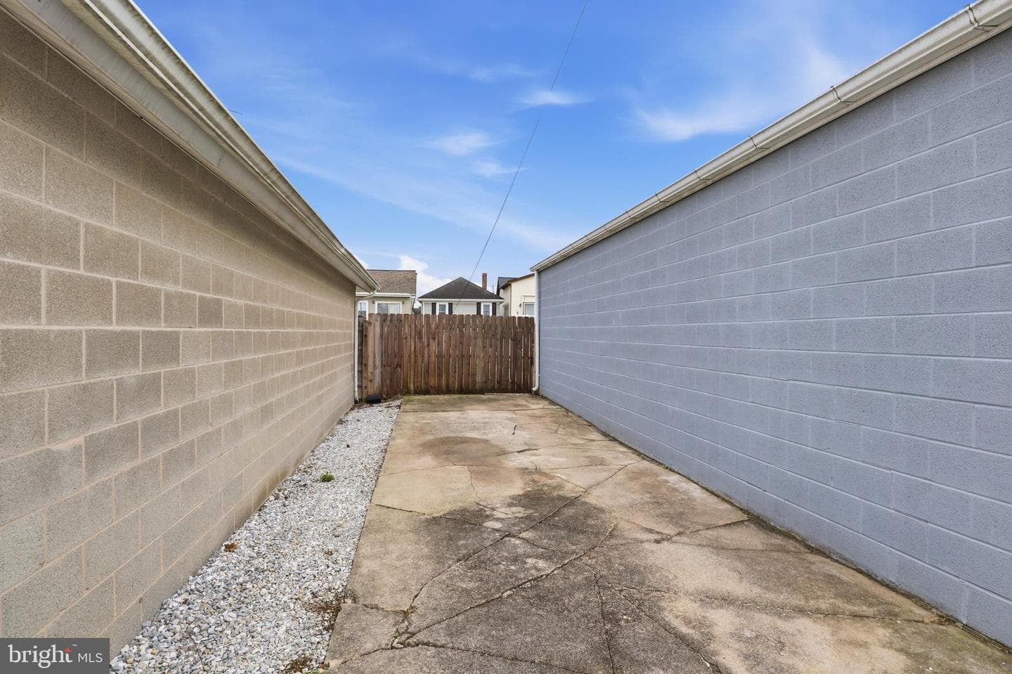 538 York Street photo 33