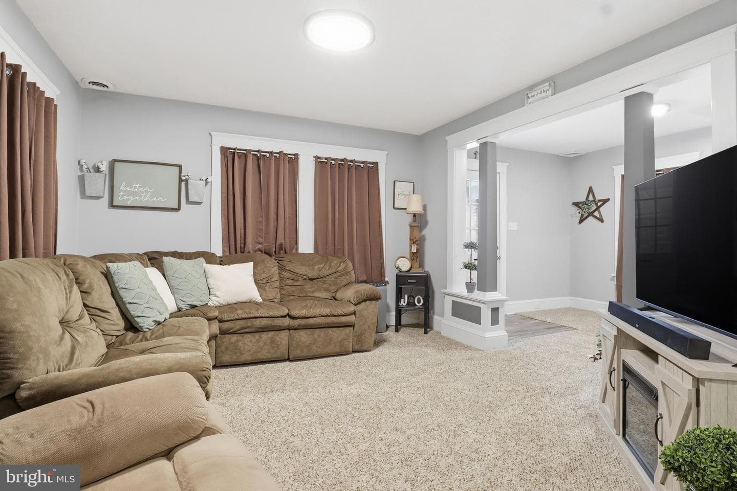 538 York Street photo 7