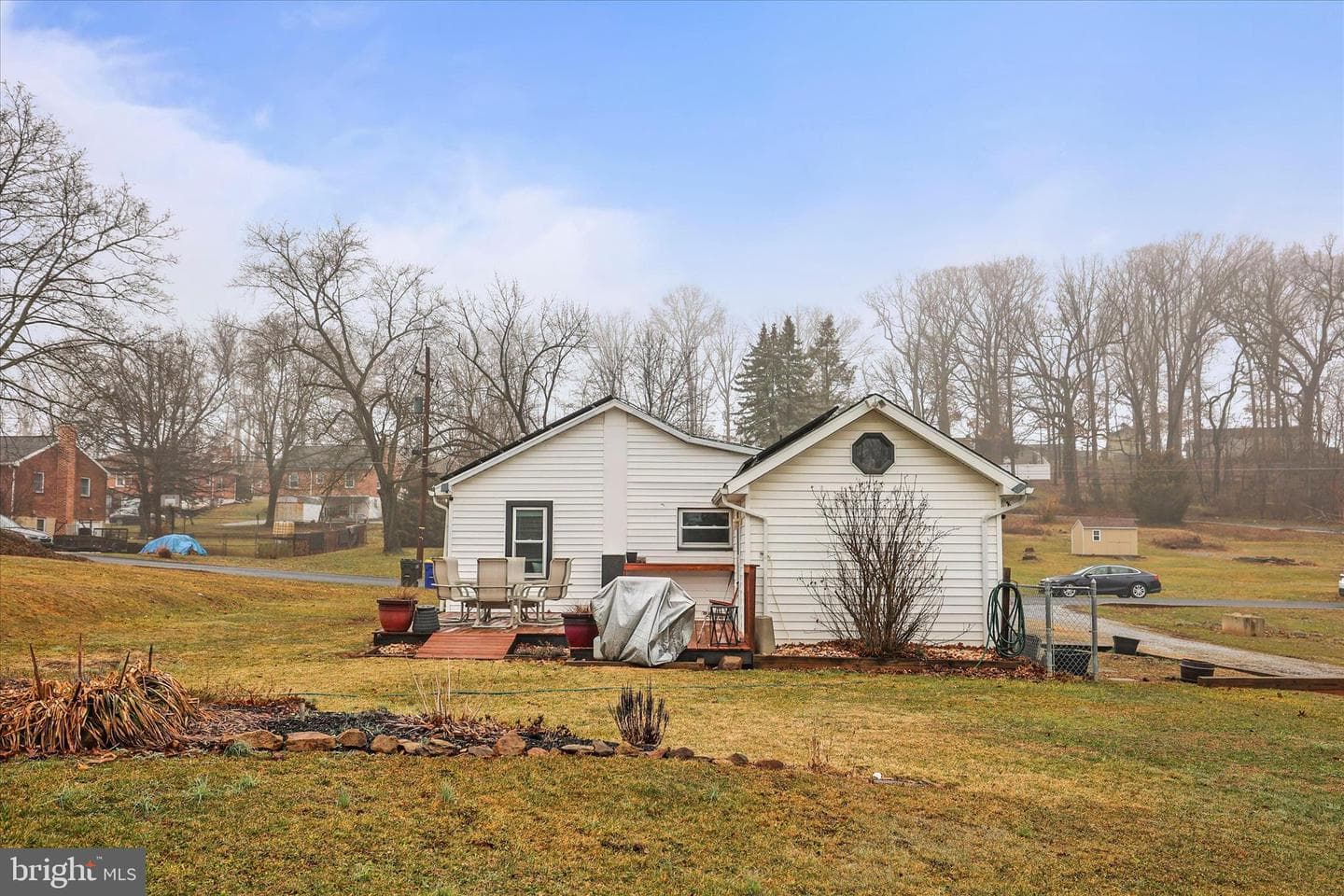 2250 Marion photo 29