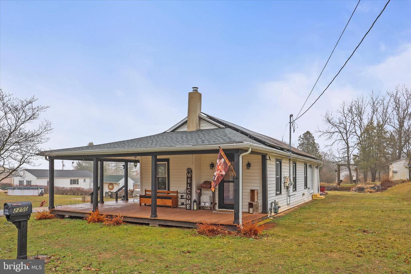 2250 Marion photo 3