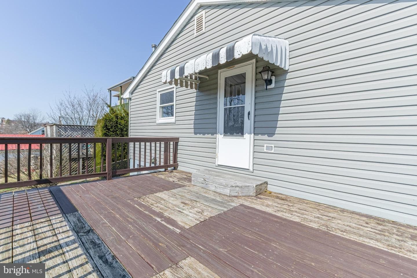 282 E Broadway photo 28